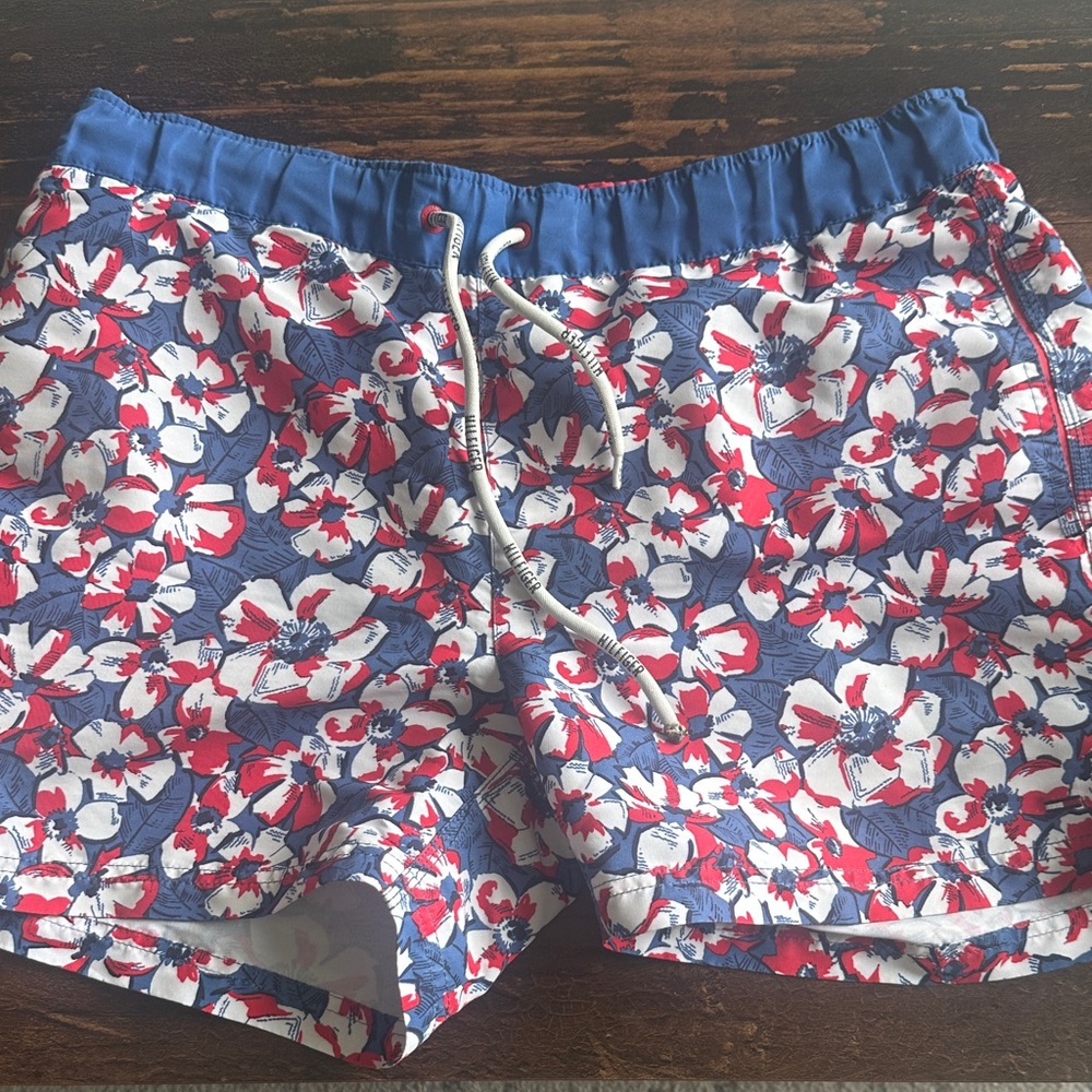 Tommy Hilfiger Floral Men's Shorts - Red, White, and Blue